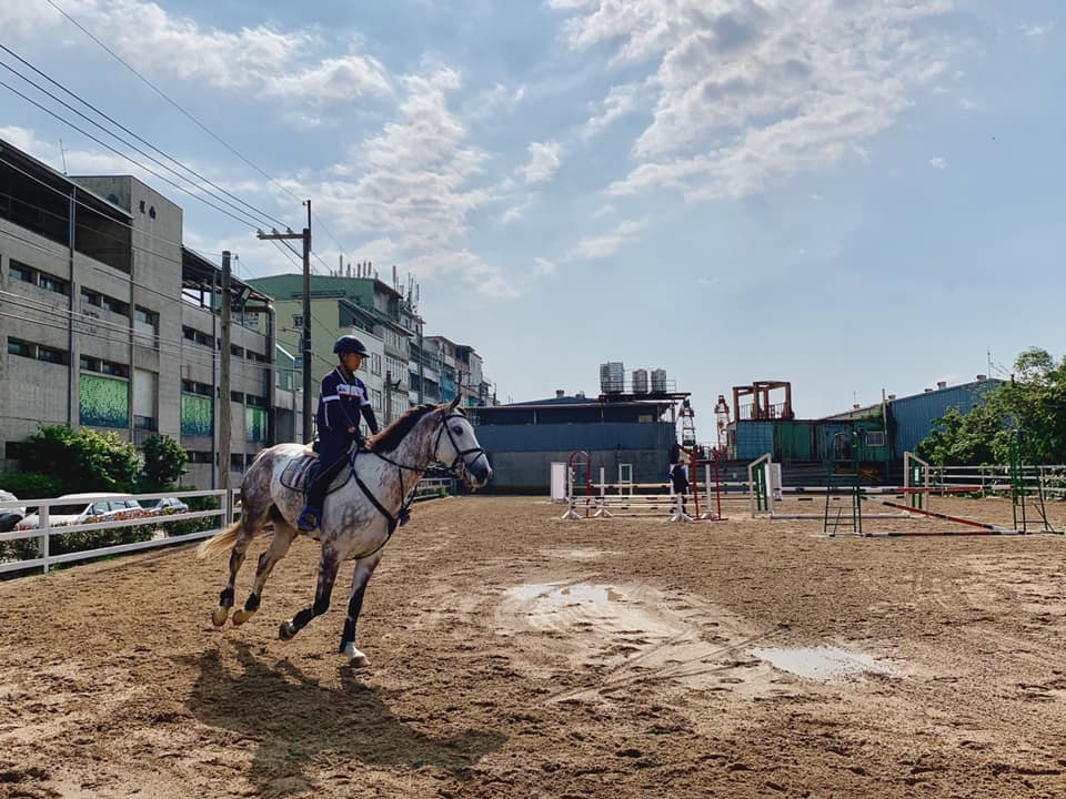 We went to Merica Education Service Centre to visit its management team