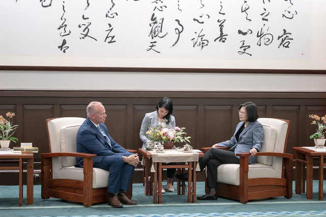 [媒體報導]美懷俄明州將在台設商務辦事處　蔡英文：盼更多產學交流-(蘋果日報)